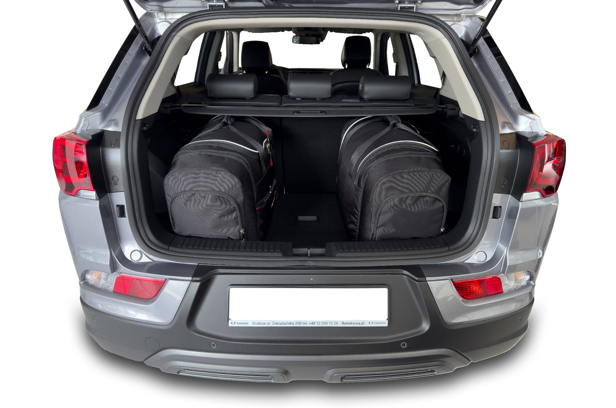 Torby KJUST SPORT do Ssangyong Korando IV — torby wyjmowane z bagażnika krok po kroku