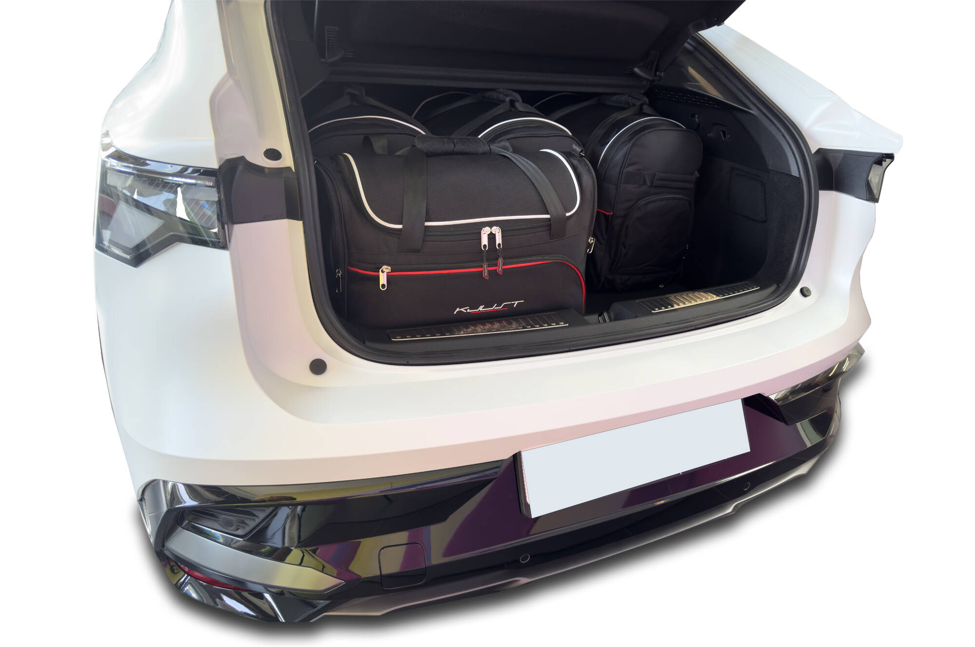 Torby KJUST AERO do Renault Rafale Hybrid I — torby wyjmowane z bagażnika krok po kroku