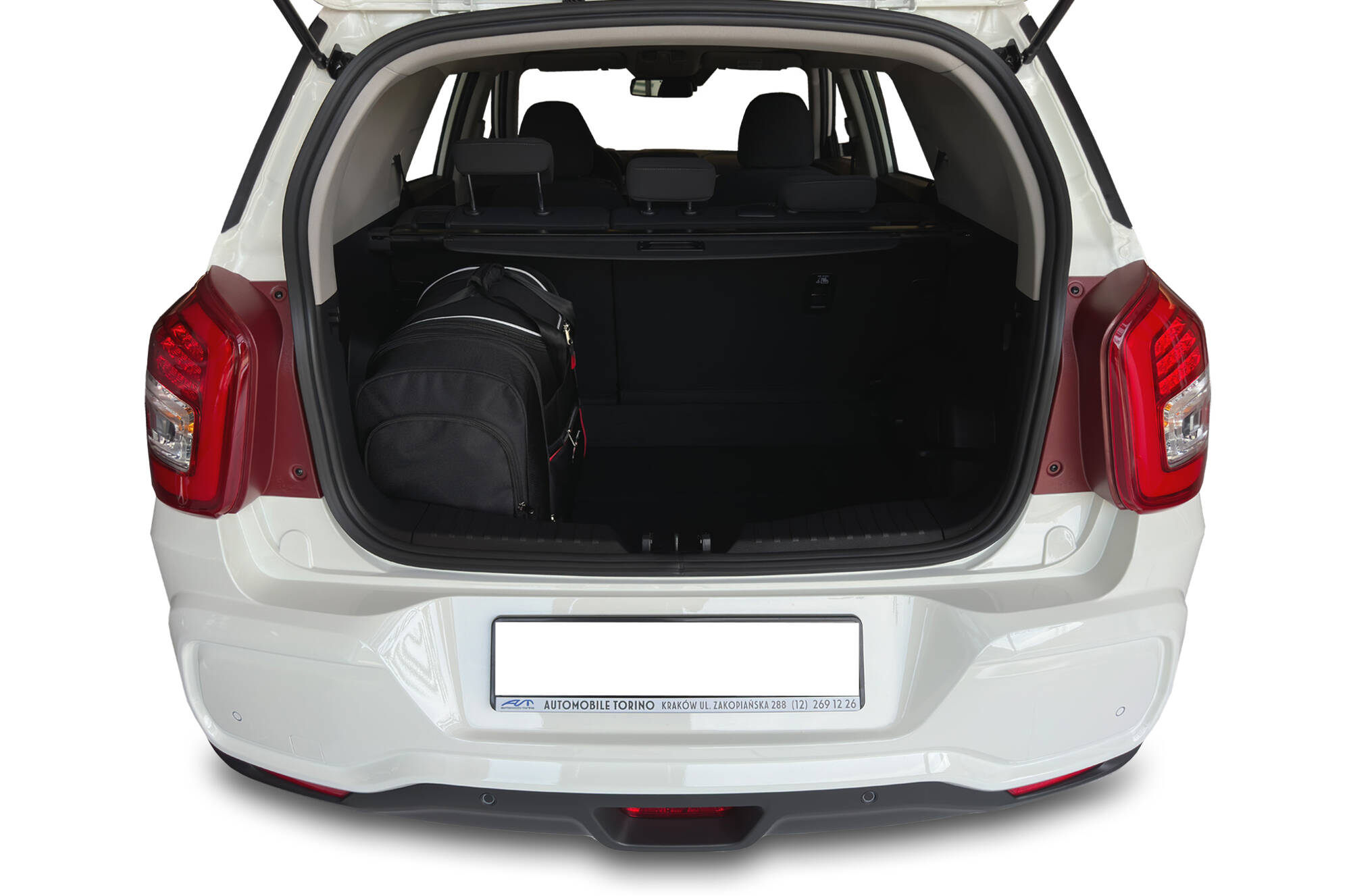 Torby KJUST AERO do Ssangyong Tivoli Grand I — torby wyjmowane z bagażnika krok po kroku