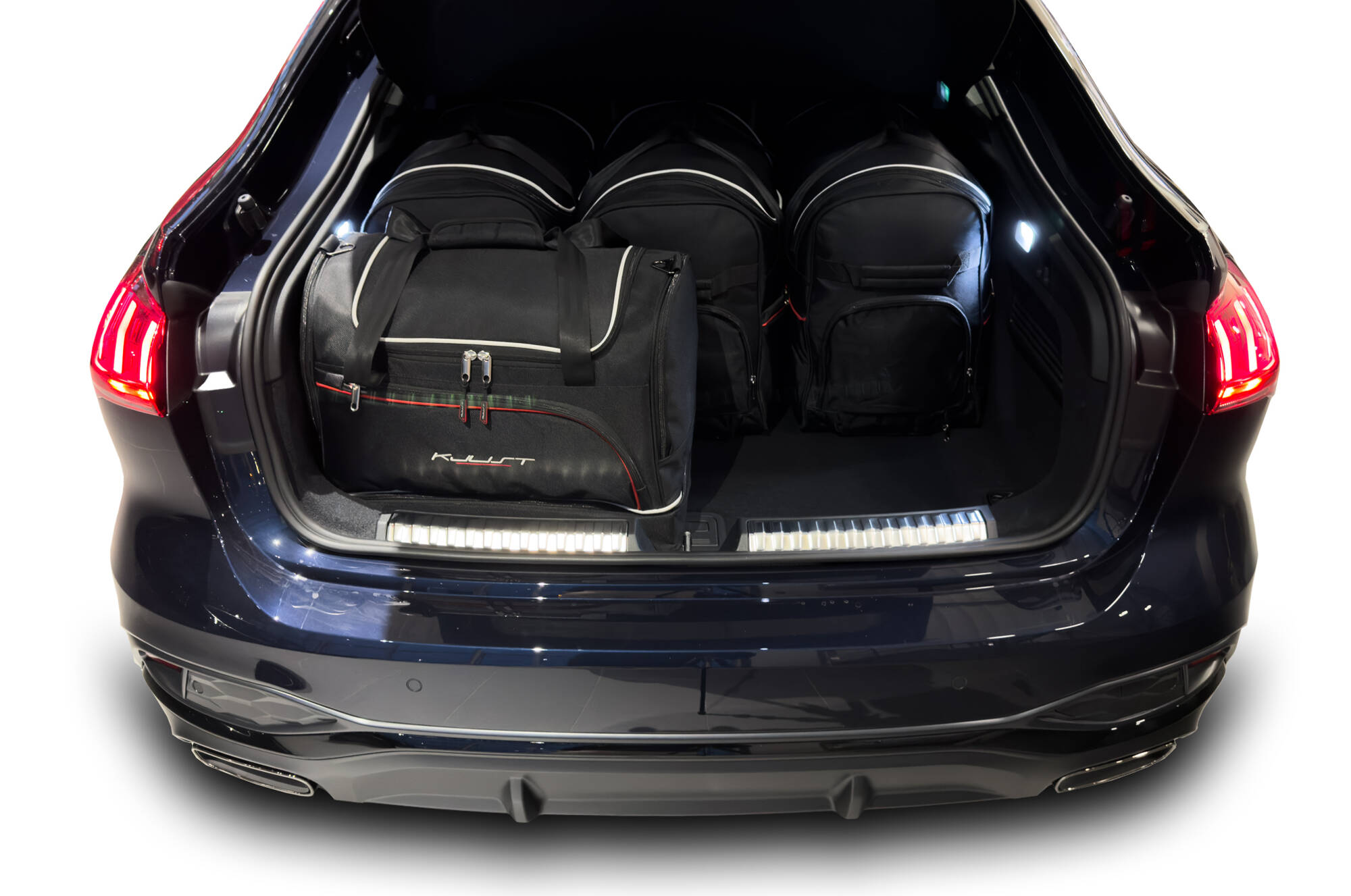 Torby KJUST AERO do Audi A5 / S5 Limousine B10 — torby wyjmowane z bagażnika krok po kroku