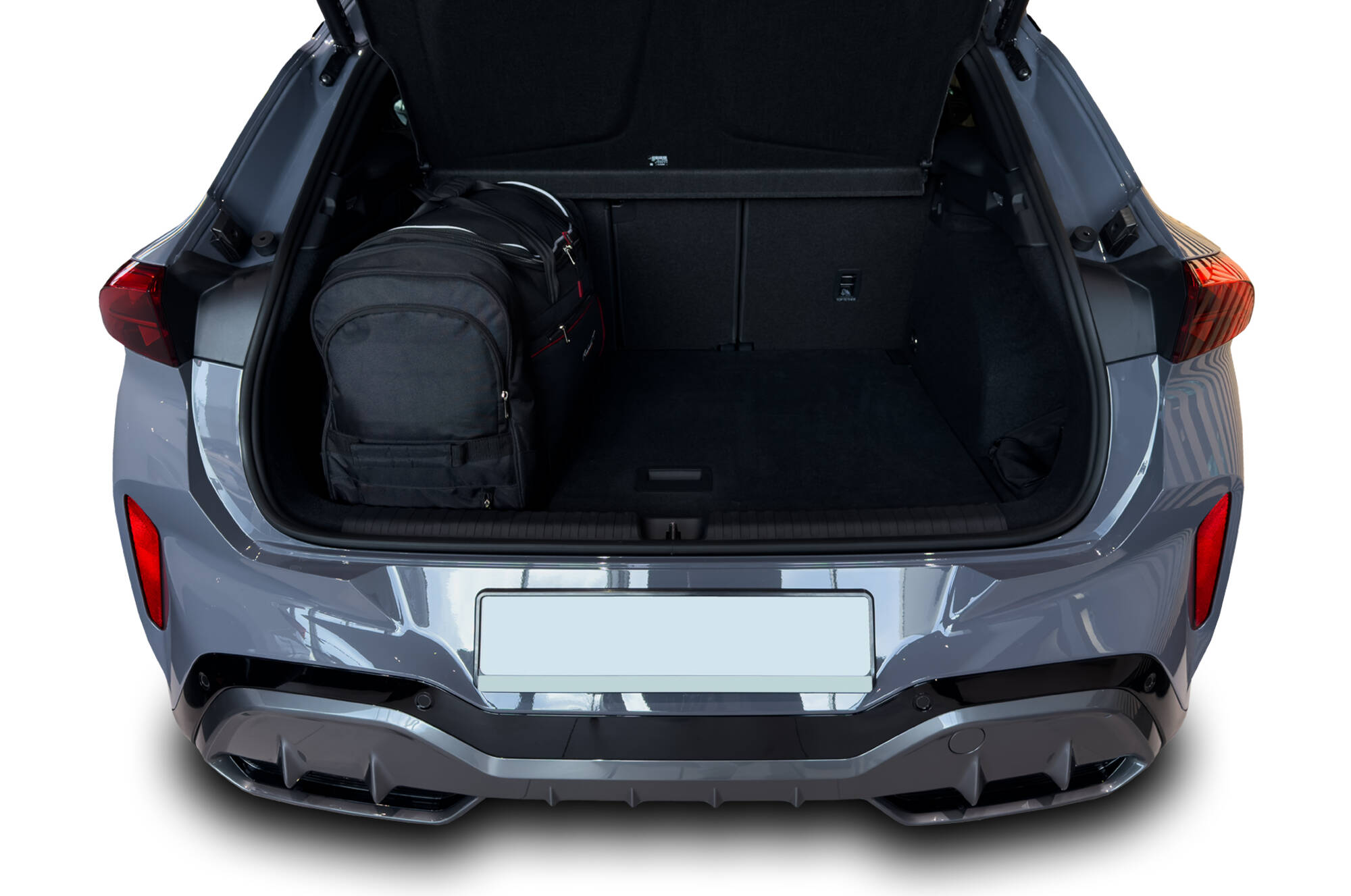 Torby KJUST TROLLEY do Cupra Terramar Plug-In Hybrid I — torby wyjmowane z bagażnika krok po kroku