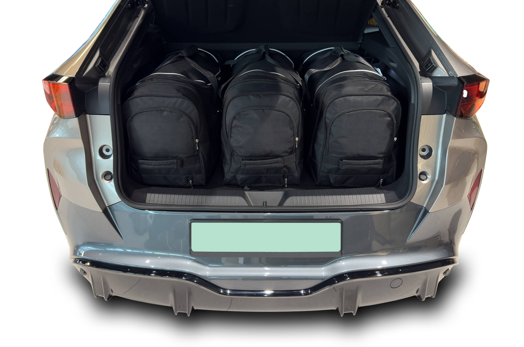 Torby KJUST TROLLEY do Cupra Tavascan Electric I — zestaw ułożony w bagażniku