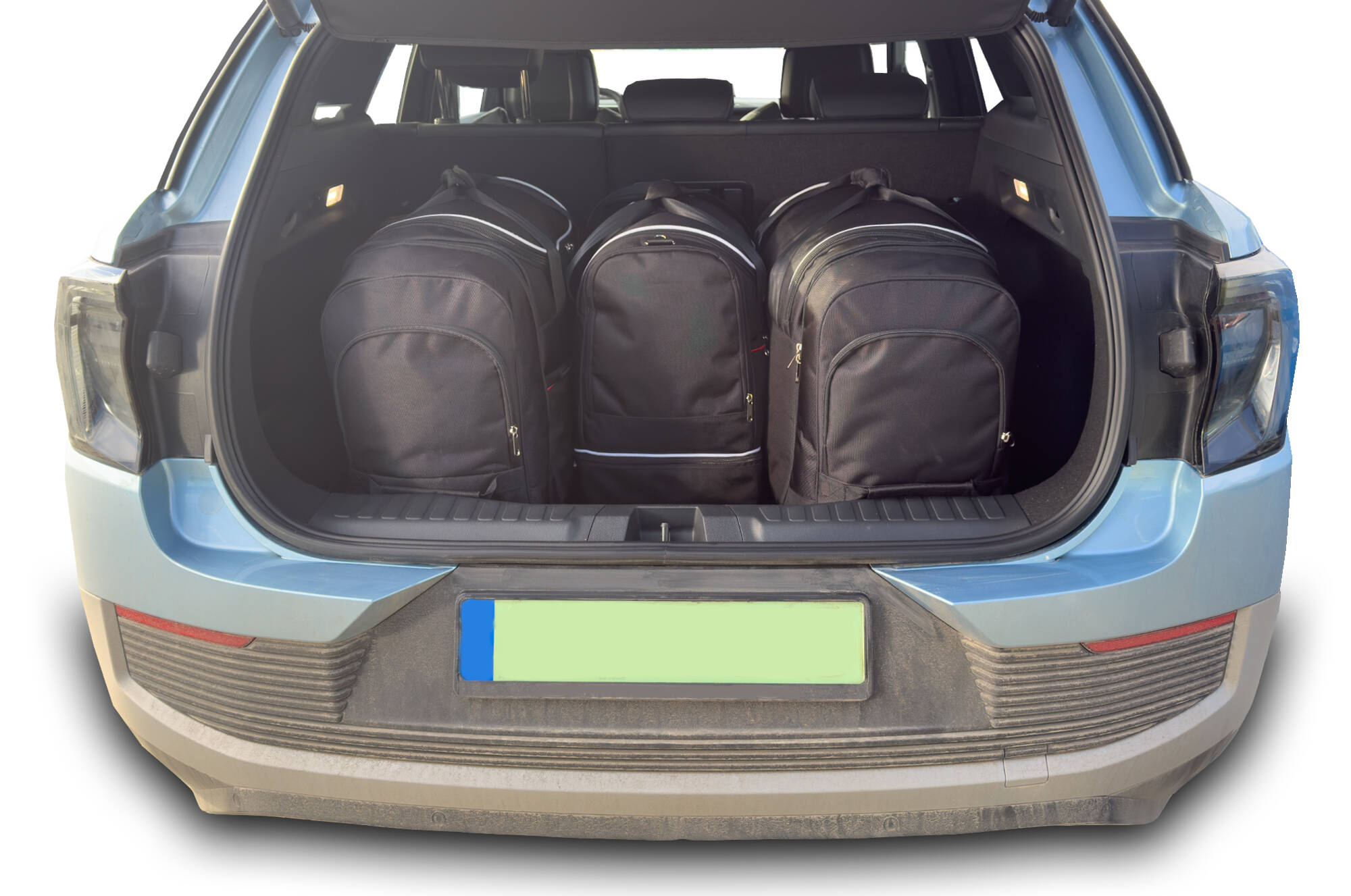 Torby KJUST SPORT do Ford Explorer Electric VI — torby wyjmowane z bagażnika krok po kroku