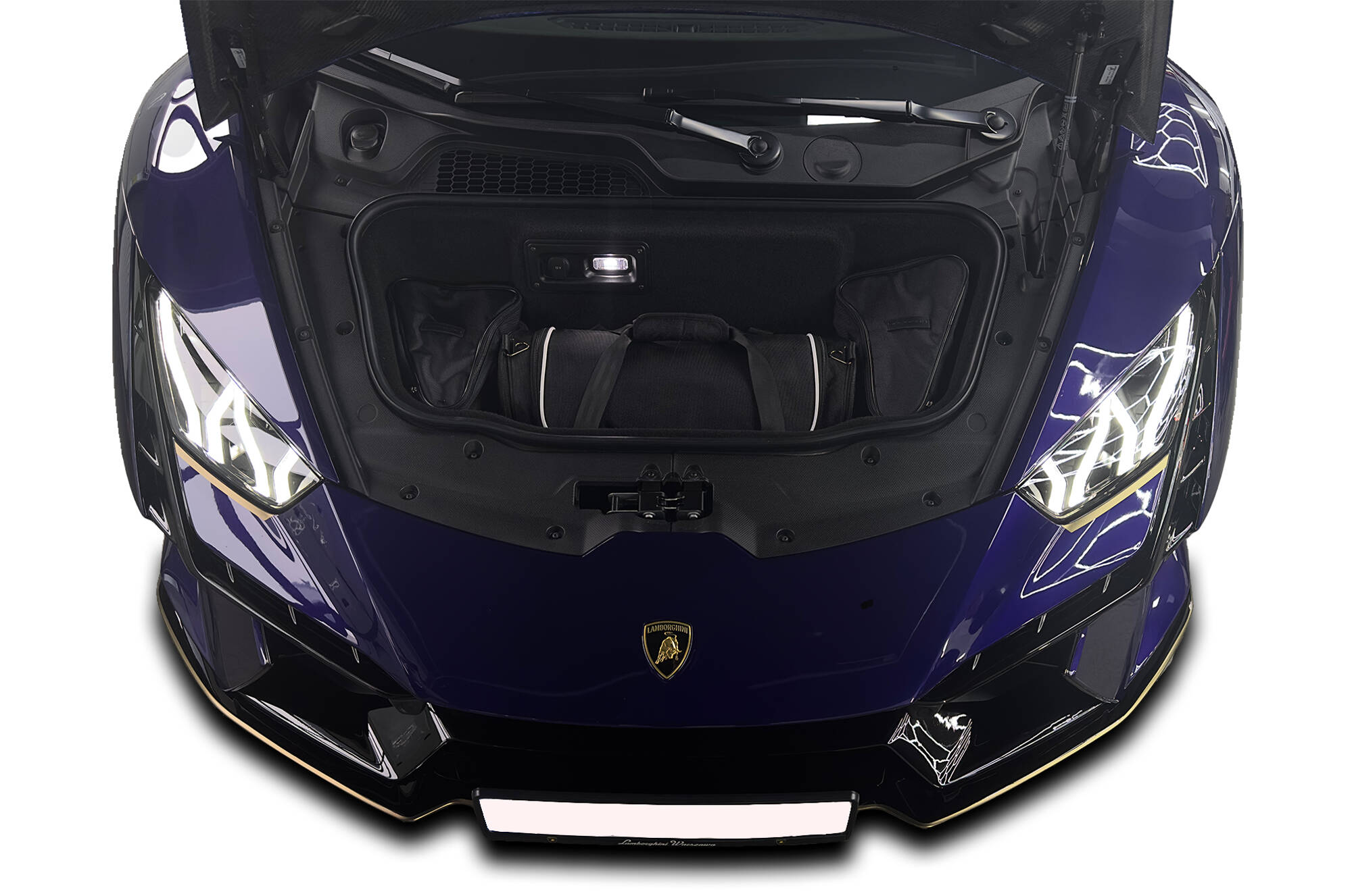 Torby KJUST AERO do Lamborghini Hurracan LB724 — zestaw ułożony w bagażniku