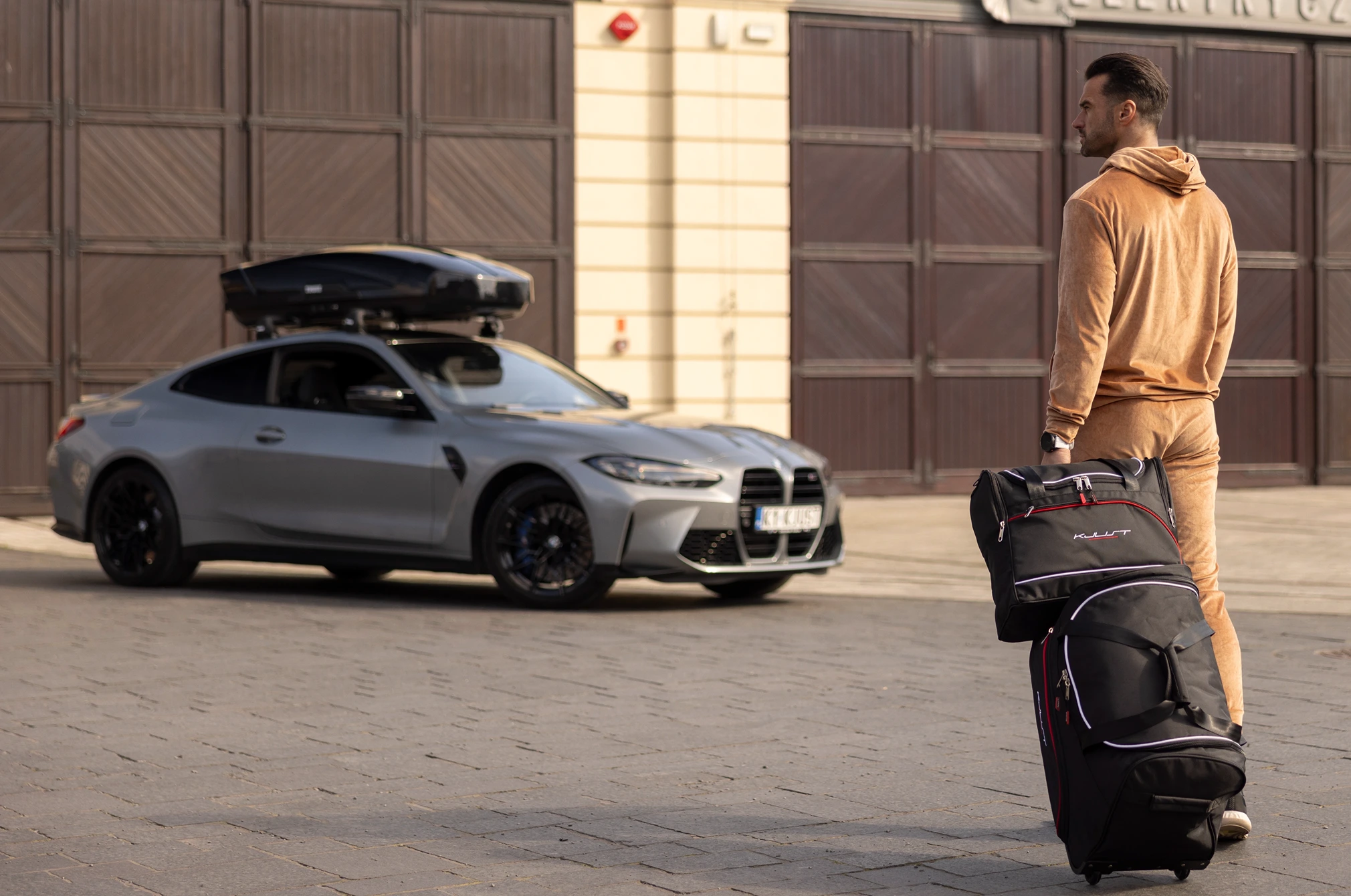 Torby KJUST AERO do Alfa Romeo Junior Mild-Hybrid I — torby KJUST w podróży