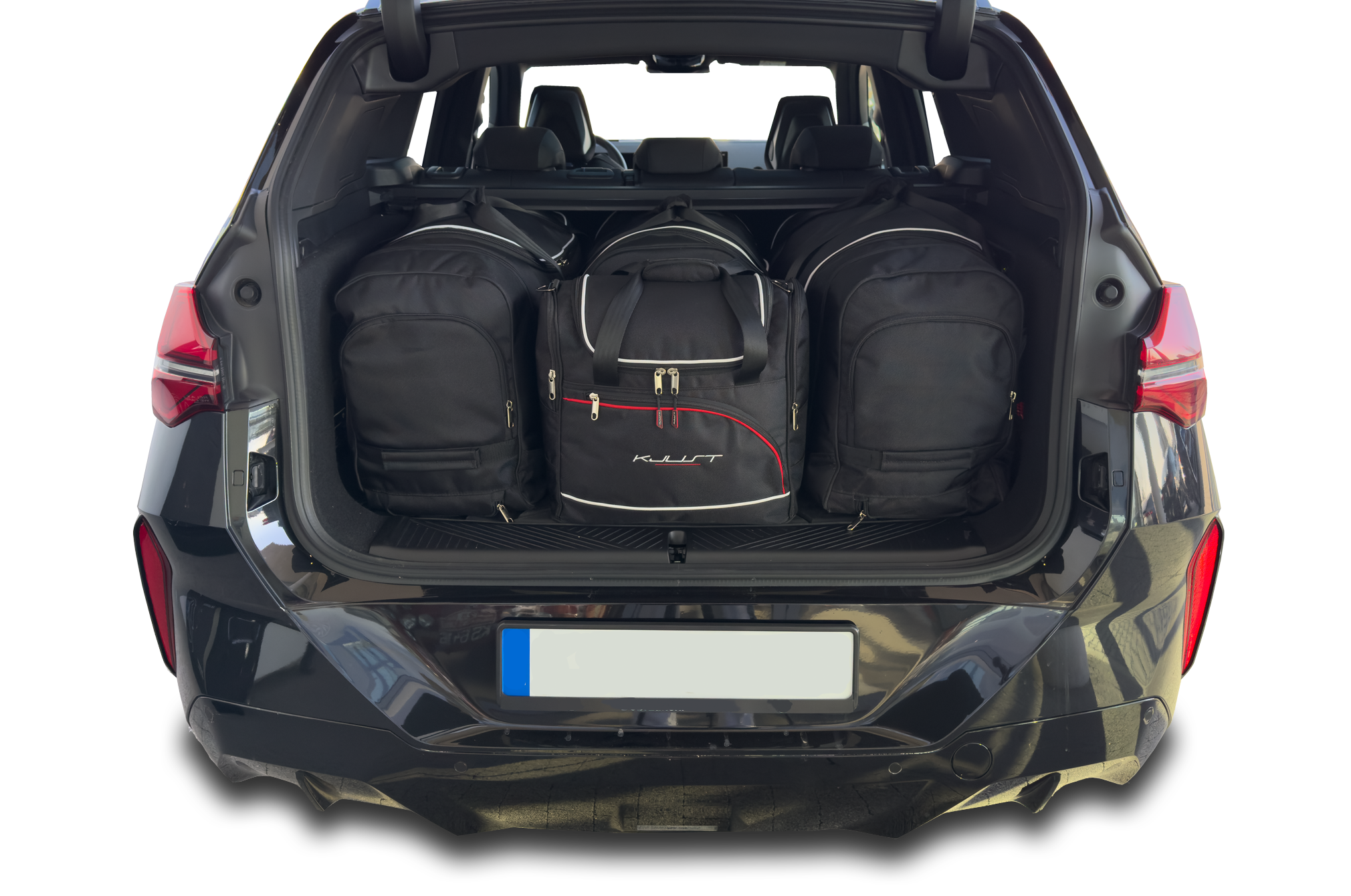 Torby KJUST AERO do BMW X3 Mild Hybrid G45 — zestaw ułożony w bagażniku