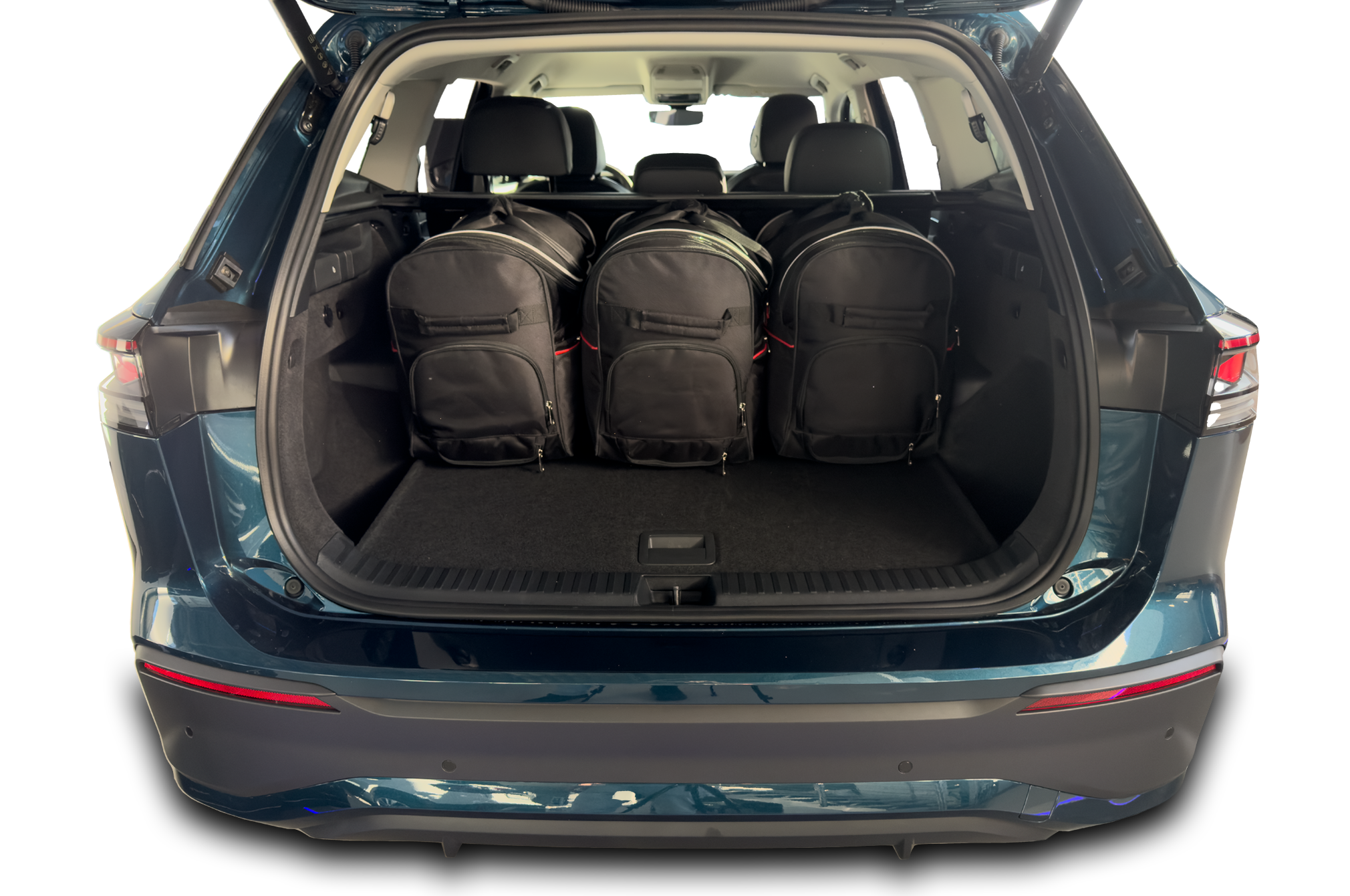 Torby KJUST SPORT do Volkswagen Tayron II — torby wyjmowane z bagażnika krok po kroku