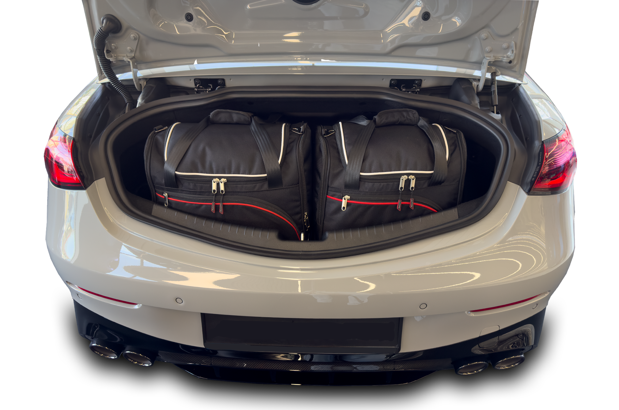Torby KJUST SPORT do Mercedes-Benz CLE Cabrio A236 — zestaw ułożony w bagażniku