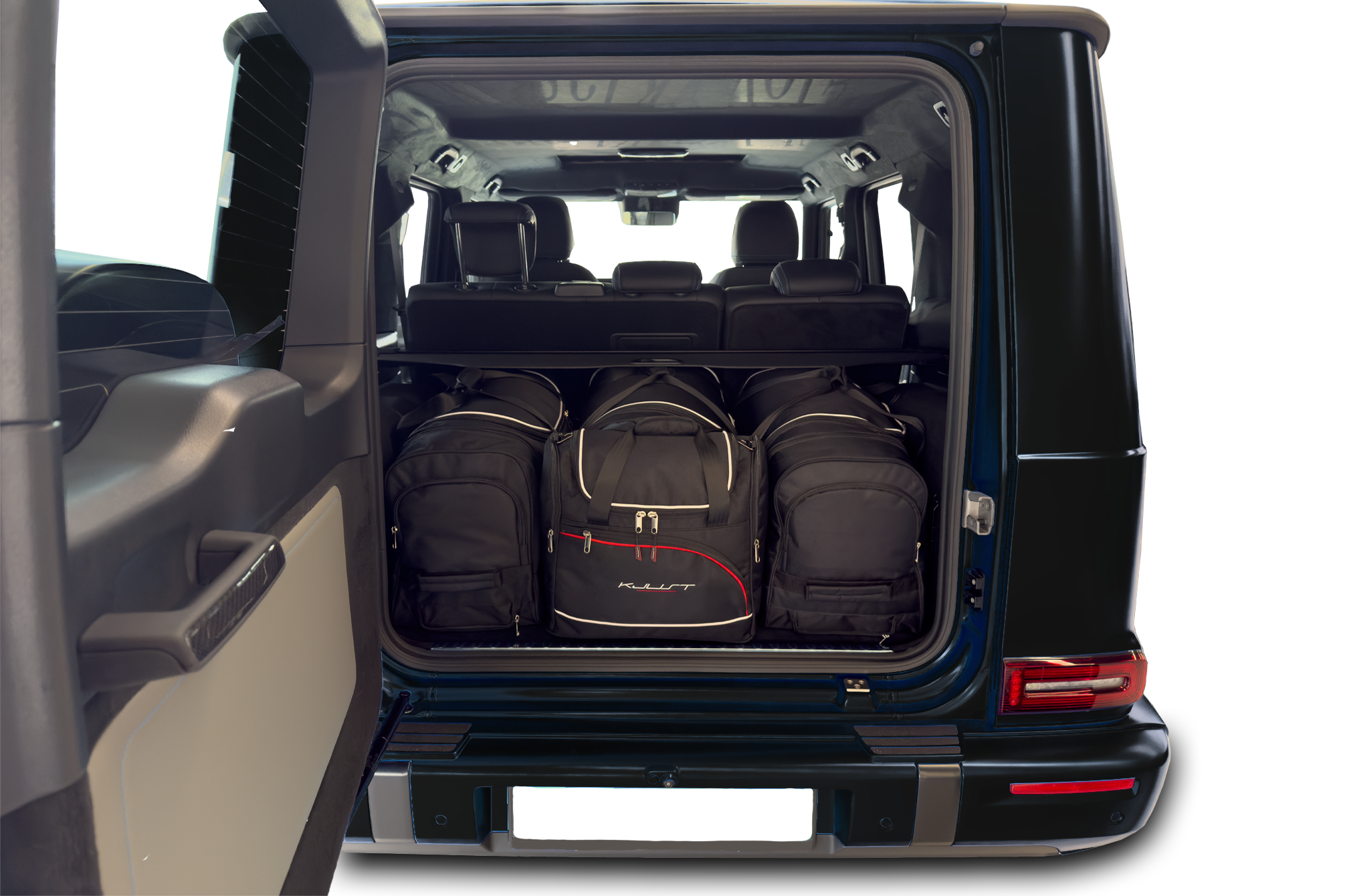 Torby KJUST AERO do Mercedes-Benz G W464 — zestaw ułożony w bagażniku