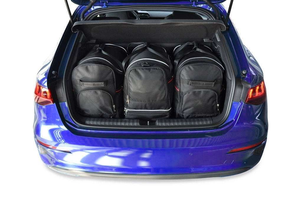 Torby KJUST SPORT do Audi A3 Allstreet 8Y — zestaw ułożony w bagażniku