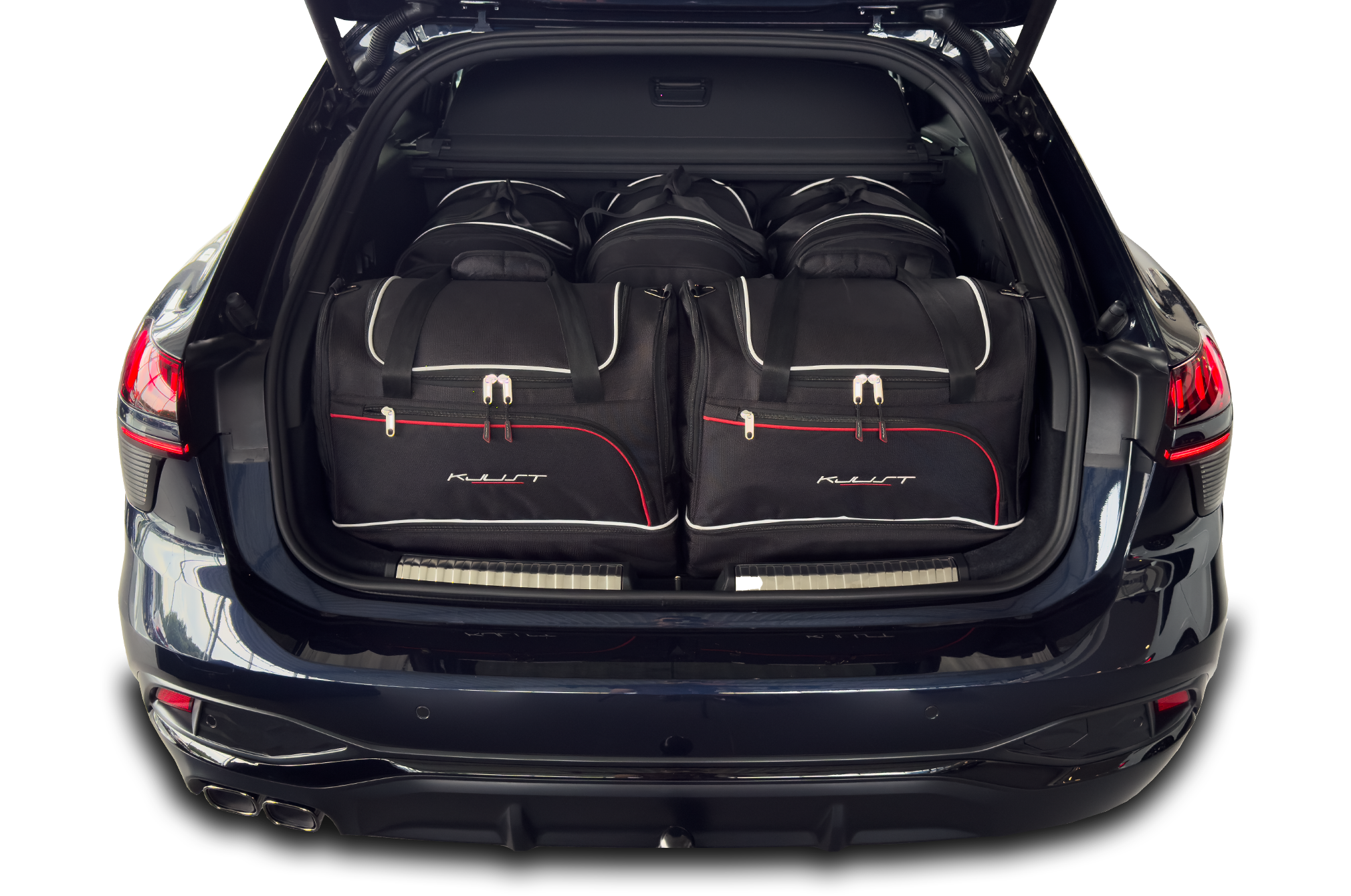 Torby KJUST SPORT do Audi A6 / S6 / RS6 Avant C9 — zestaw ułożony w bagażniku