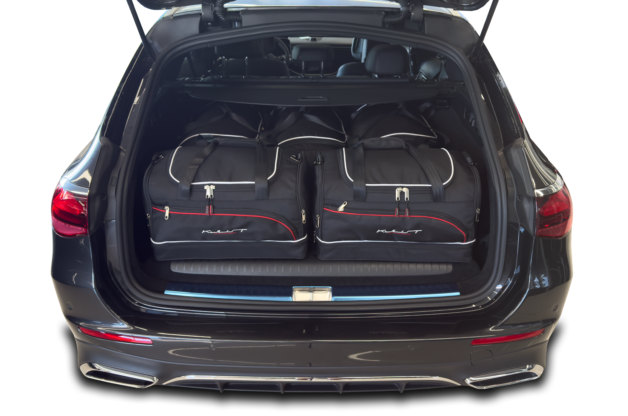 Torby KJUST SPORT do Mercedes-Benz E Estate / All-Terrain Plug-In Hybrid S214 — zestaw ułożony w bagażniku