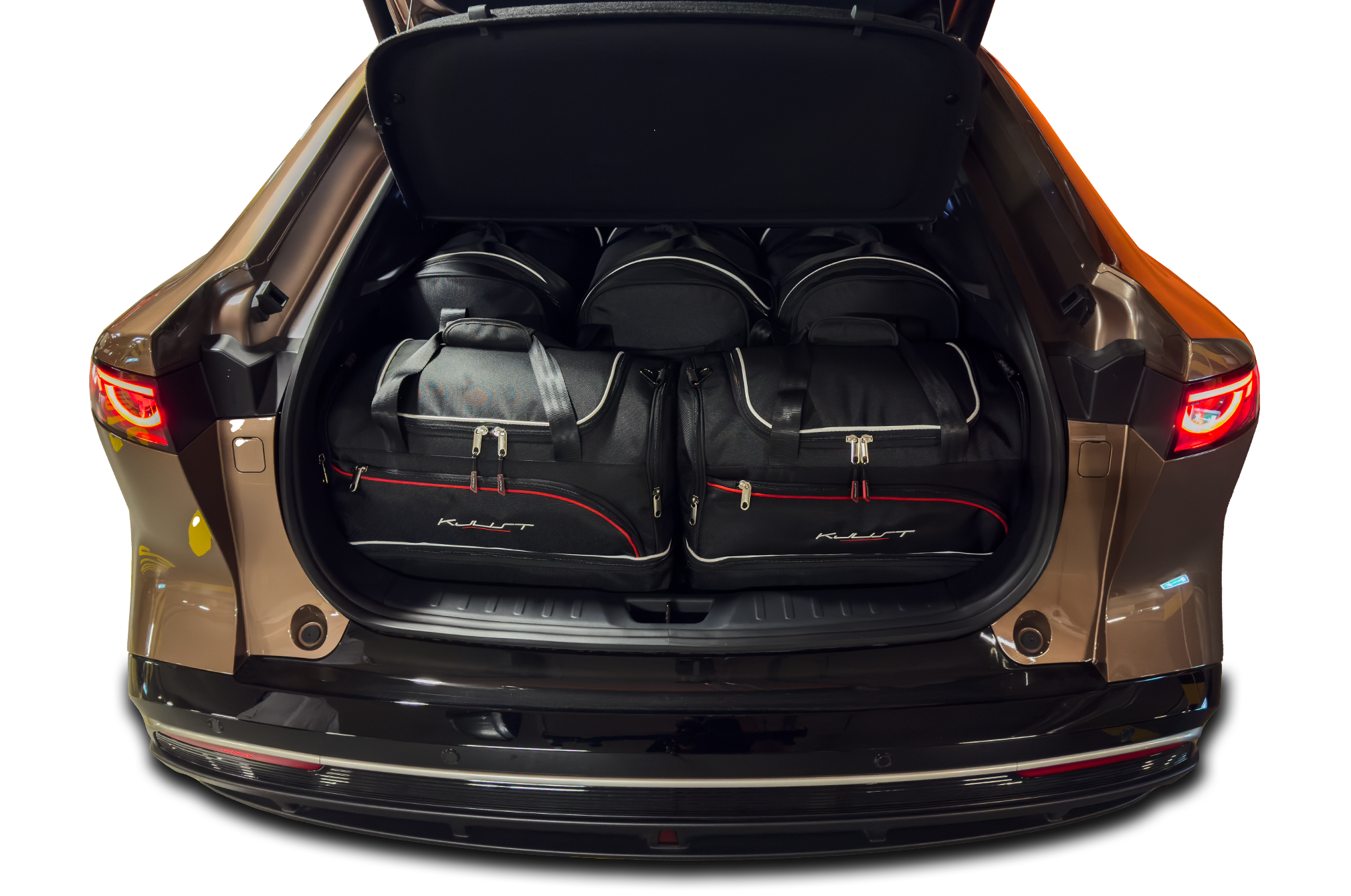 Torby KJUST SPORT do Mazda 6e Liftback Electric I — zestaw ułożony w bagażniku