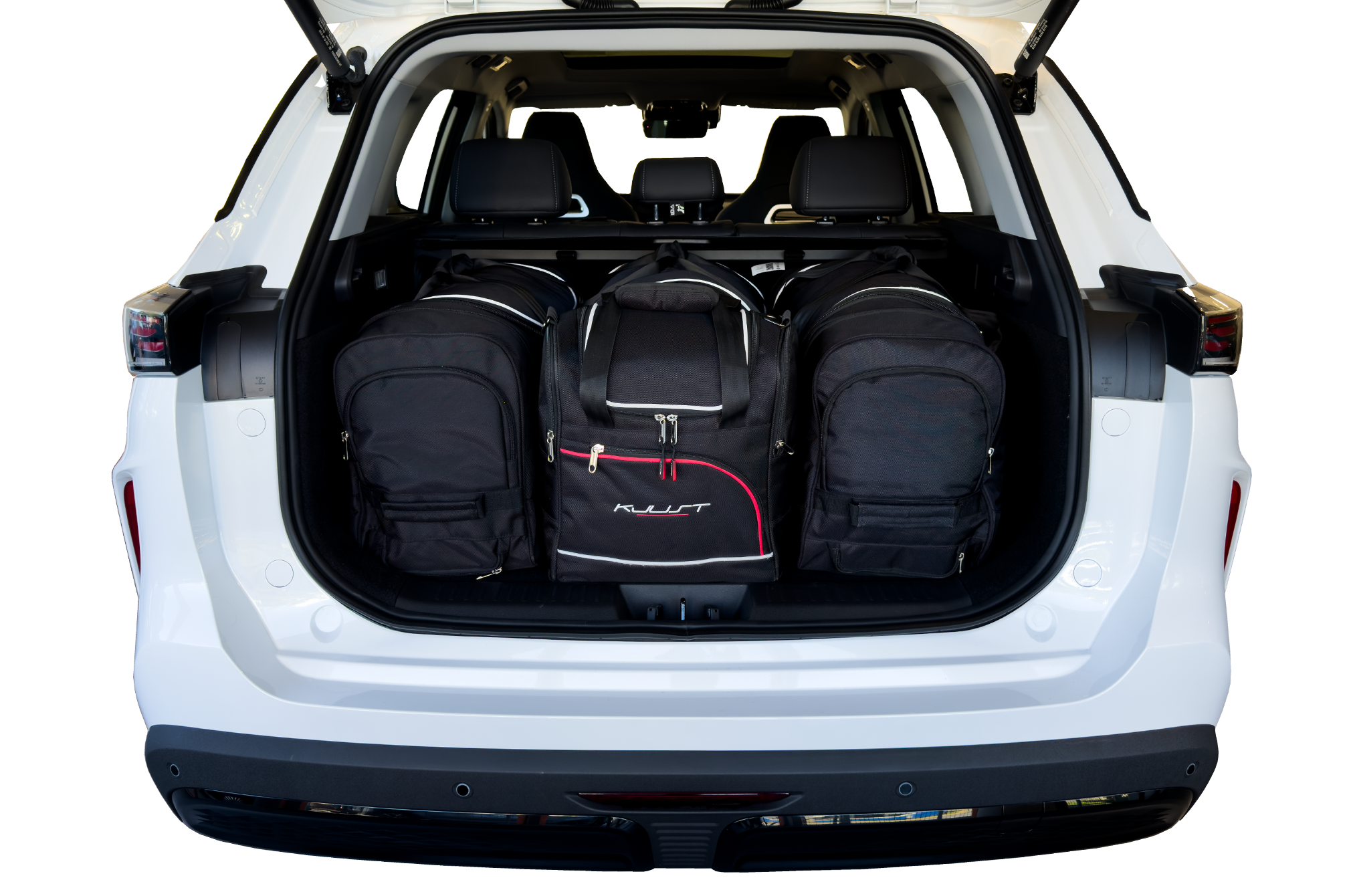 Torby KJUST AERO do Chery Tiggo 7 Plug-In Hybrid II — zestaw ułożony w bagażniku