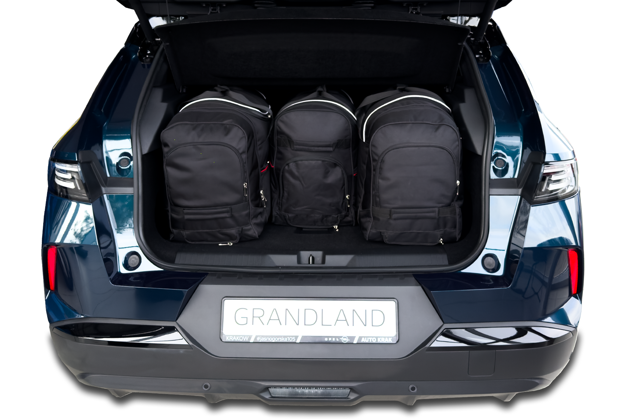 Torby KJUST AERO do Opel Grandland Hybrid B — torby wyjmowane z bagażnika krok po kroku