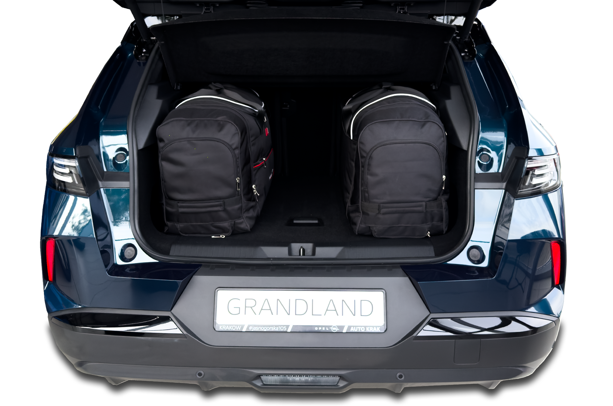 Torby KJUST SPORT do Opel Grandland Hybrid B — torby wyjmowane z bagażnika krok po kroku