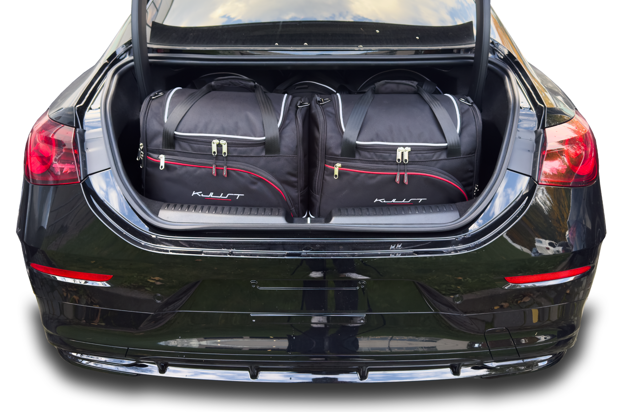 Torby KJUST AERO do Mercedes-Benz CLA Coupe EQ Electric C174 — zestaw ułożony w bagażniku