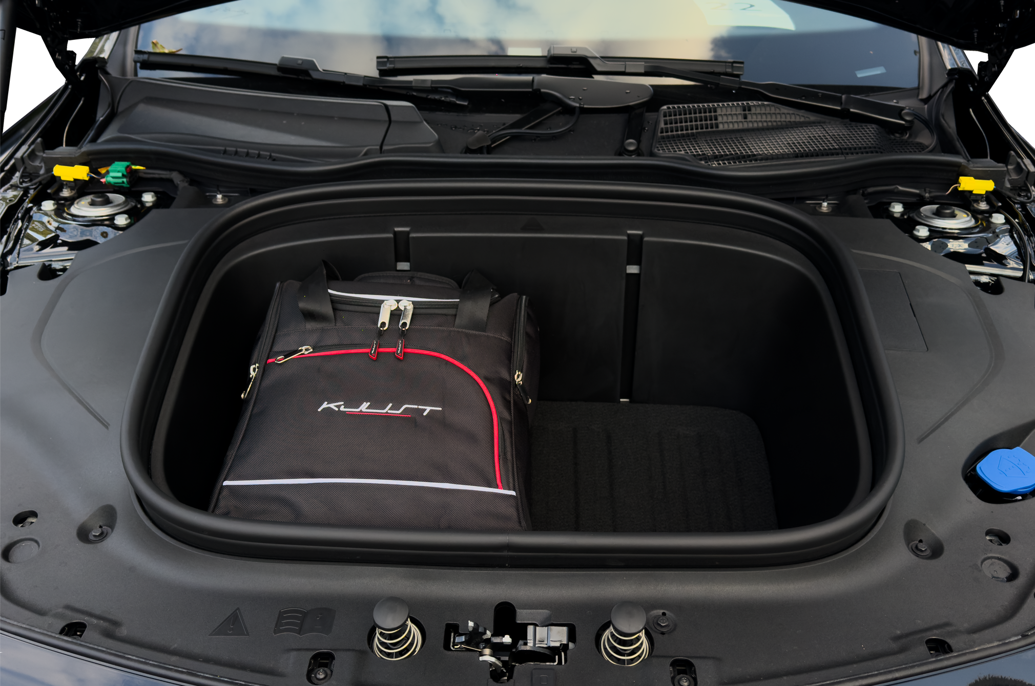 Torby KJUST AERO do Mercedes-Benz CLA Coupe EQ Electric C174 — przywieszki i haftowane logo KJUST