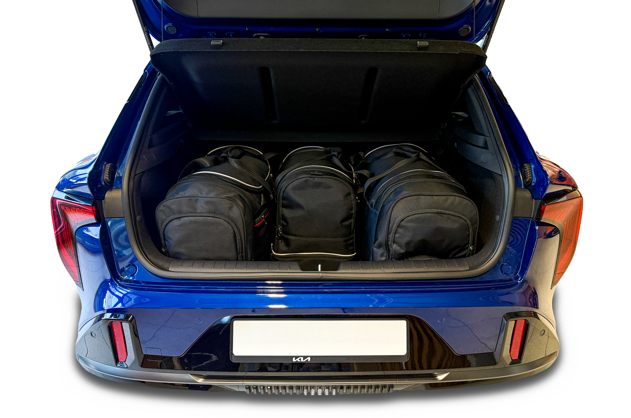 Torby KJUST SPORT do Kia K4 Hatchback I — torby wyjmowane z bagażnika krok po kroku