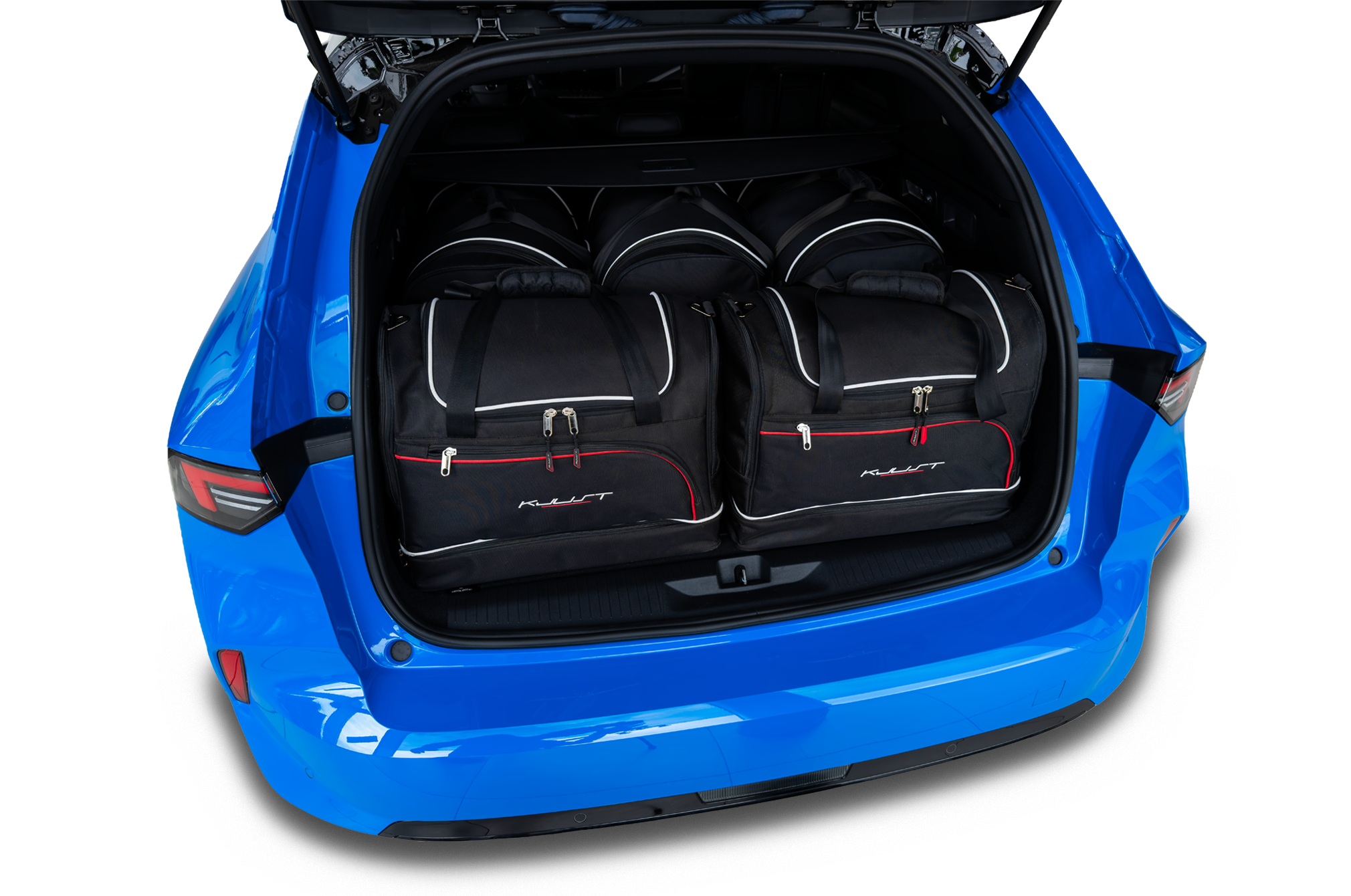 Torby KJUST SPORT do Opel Astra Kombi L (O5) — zestaw ułożony w bagażniku